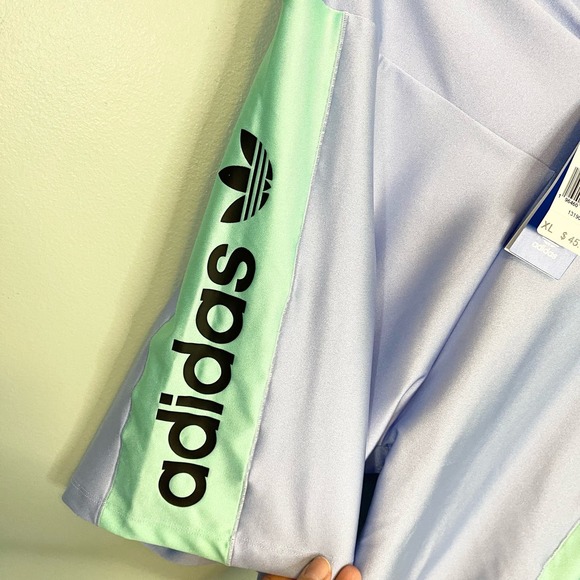 Adidas Originals Women's Blue Short Beach Activewear Legging Shorts XL NWT - Picture 2 of 9